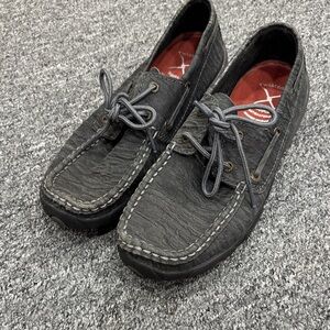 Gray twisted x shoes size 6.5 6 1/2 unique